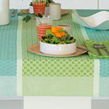 Le Jacquard Francais Graphic Table Linens | Gracious Style