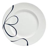 Vera Wang Wedgwood Glisse Dinnerware | Gracious Style