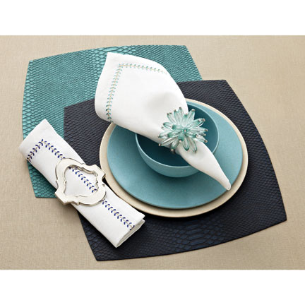 Kim Seybert Aqua Anaconda Table Setting | Gracious Style