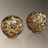 Acanthus Salt & Pepper Shakers in Gold and Platinum | Gracious Style