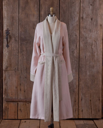 Luxurious Alpaca Bathrobe | Gracious Style