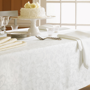 Orchard Easy Care Tablecloths and Napkins | Gracious Style
