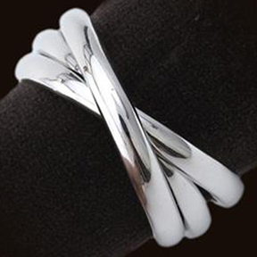 Three Rings Platinum Napkin Rings | Gracious Style
